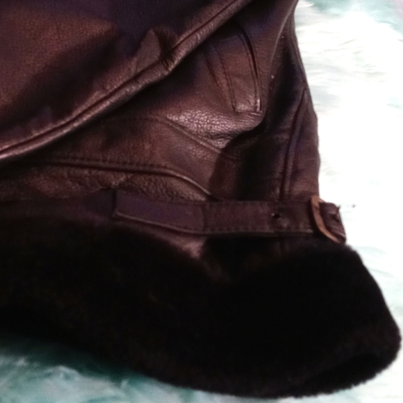 Black leather jacket with lining Deluxe jacket pockets - Picture 5 of 6